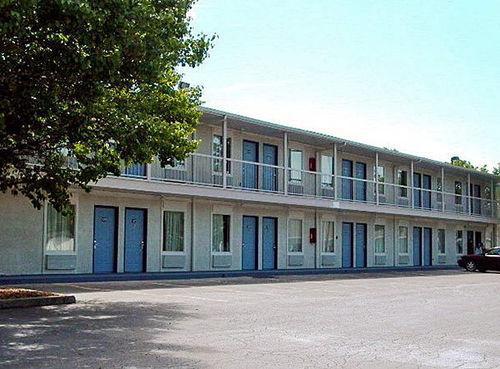 Western Delta Hotel