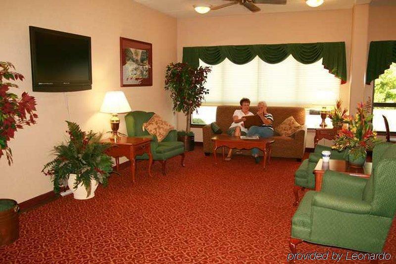 Western Delta Hotel 2*